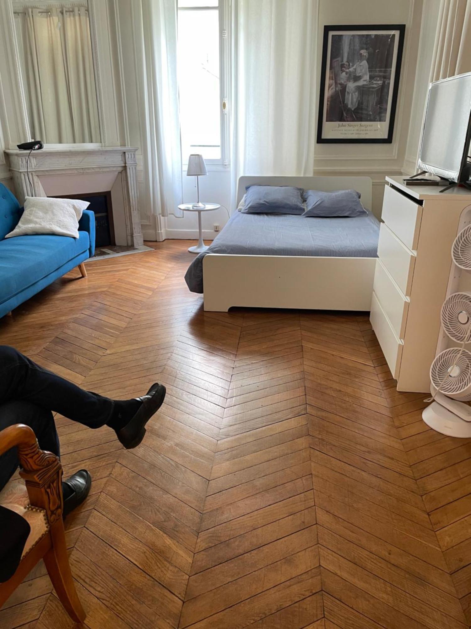 Studio près du Pont Mirabeau et Tour Eiffel Parigi Esterno foto